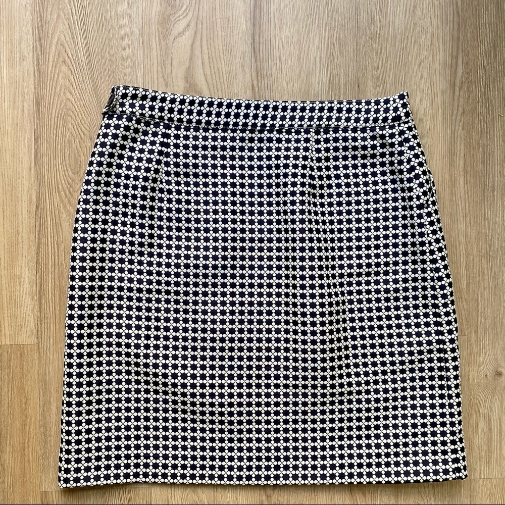 Brooks Brothers "346" Black/ Navy & White Pattern High Rise Skirt